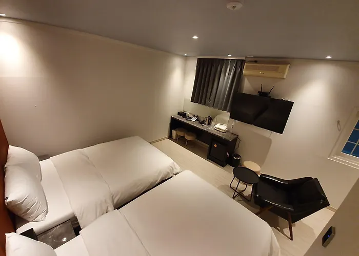 Hotel WO Yongsan Station
